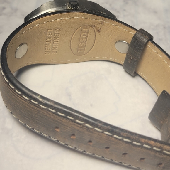 Fossil - Picture 2 of 16